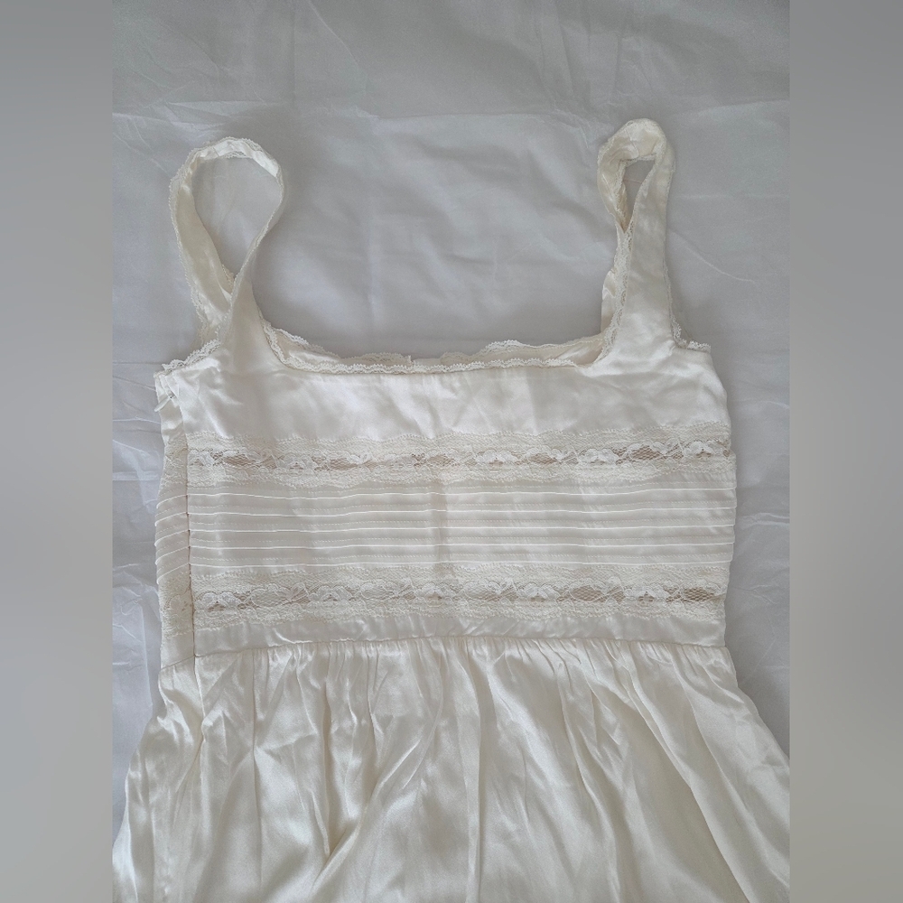 Ivory Real Silk 'Illiana' House of CB- medium - Picture 11 of 16